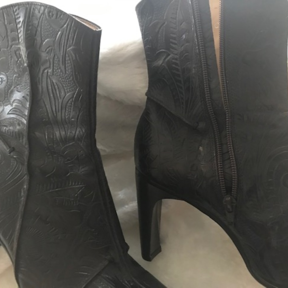 Dark Brown ANTONIO MELANI TRACY BOOTS - 7 1/2M